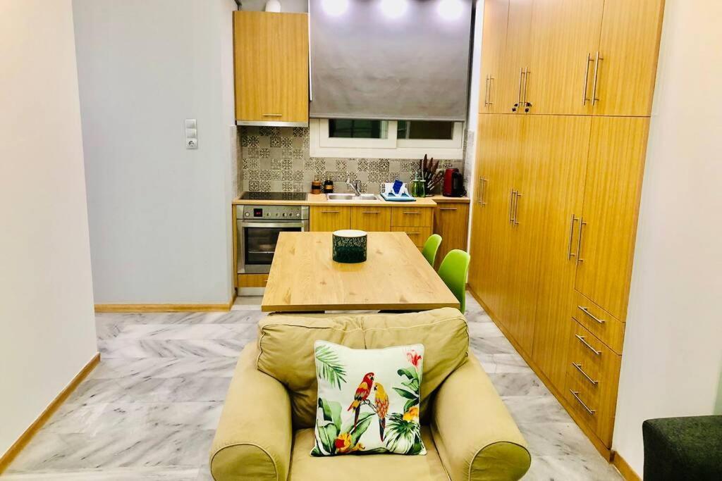 Casa Verde Di Giorgio 10 Mins Walk From Piraeus Port エクステリア 写真