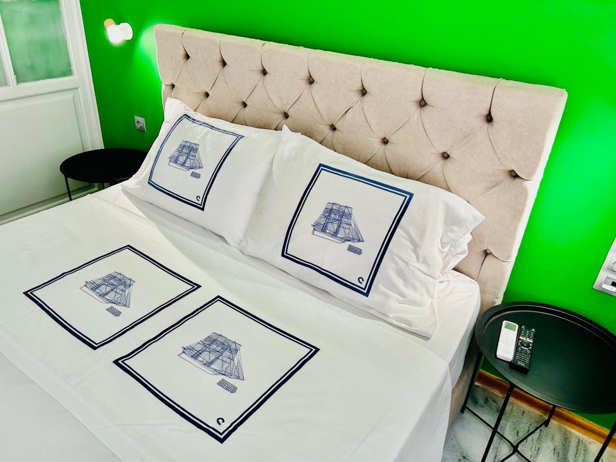 Casa Verde Di Giorgio 10 Mins Walk From Piraeus Port エクステリア 写真